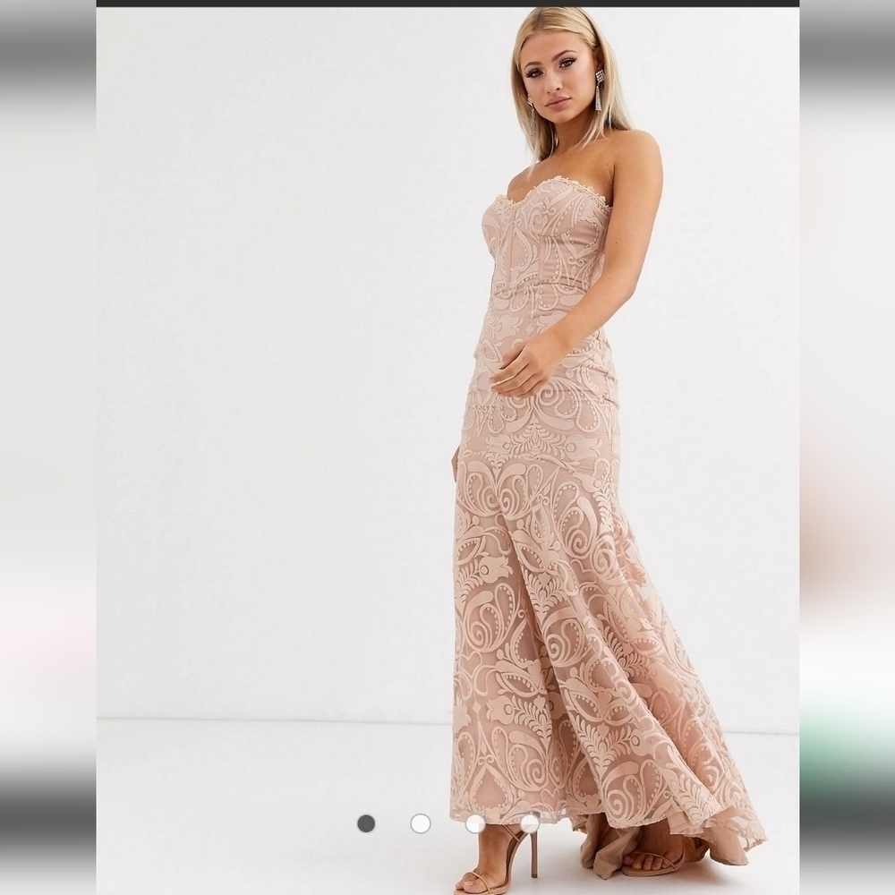 NWT Jarlo Bandeau Lace Embroided Maxi Mermaid Dress Pearl Pink Nude 4 Structured